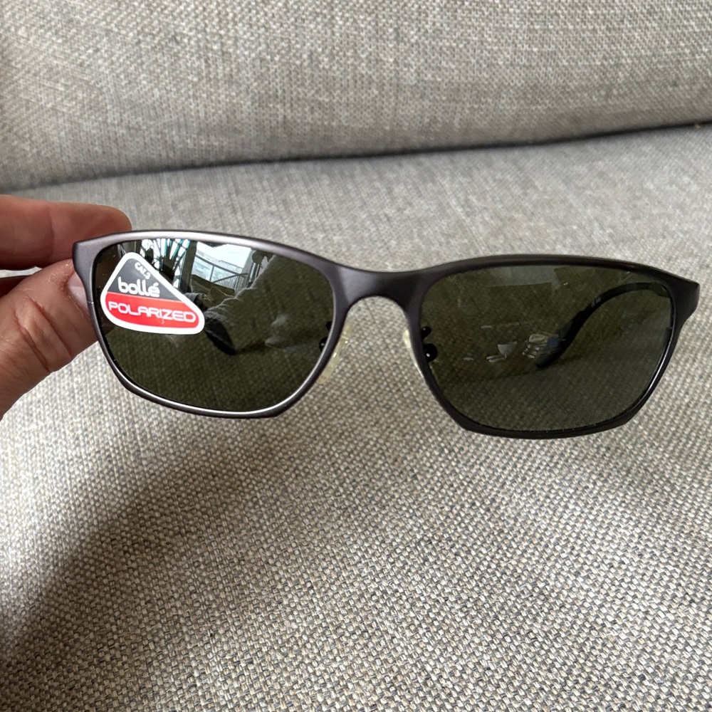 VINTAGE BOLLÉ - Hampton 10811 Polarized Sunglasses with Gunmetal Frames - NWT